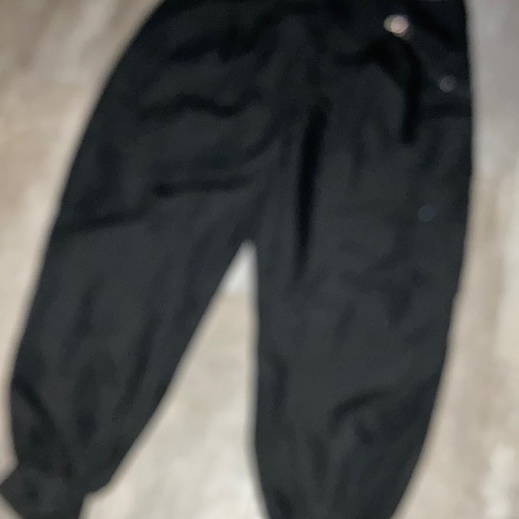 Lite weight joggers 🏃‍♀️ - Picture 6 of 9